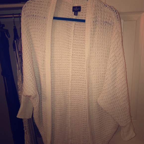 American Eagle Outfitters Sweaters - Slouchy cardigan